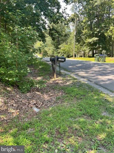 12805 Wilderness Park Dr, Spotsylvania, VA 22551-8118