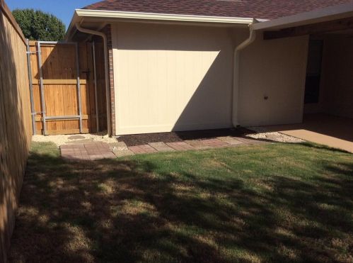 3227 Northview, Carrollton TX 75007-3022 exterior