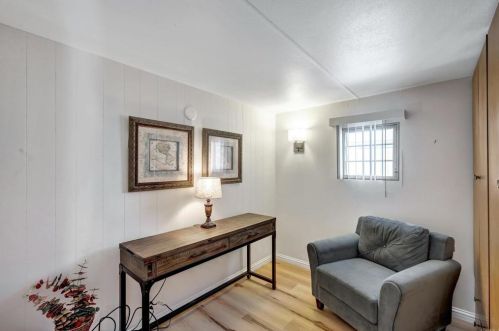 66 Hummingbird Ln, Oceanside CA  92057-6450 exterior