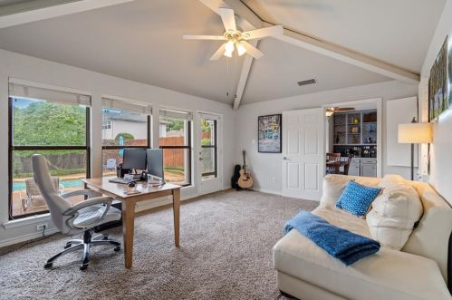 1207 Huntington Dr, Richardson TX  75080-2930 exterior