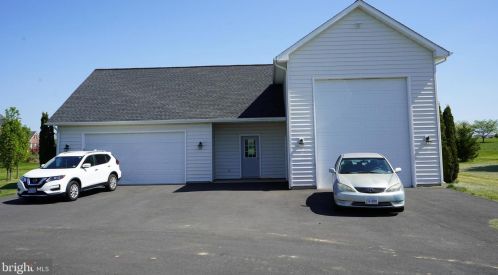 11850 Kettle Wind Dr, Nokesville VA  20181-3440 exterior
