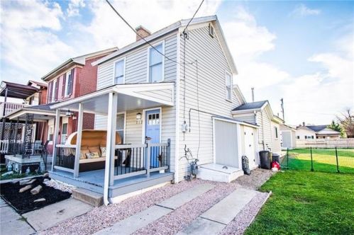 712 Chess St, Bridgeville, PA 15017-1840