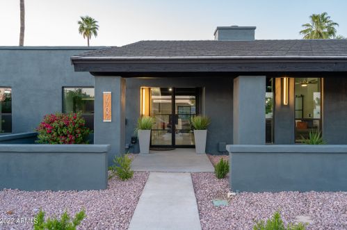 7702 Villa Theresa Dr, Glendale AZ 85308-8092 exterior