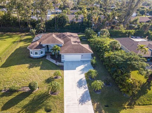 10290 Strike Ln, Bonita Springs FL  34135-6742 exterior