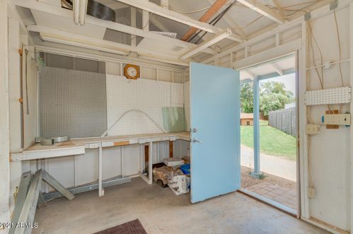 4333 17 Ave, Phoenix AZ 85085-6300 exterior