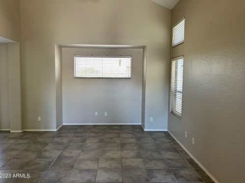 984 Roanoke St, Gilbert, AZ 85296-8862
