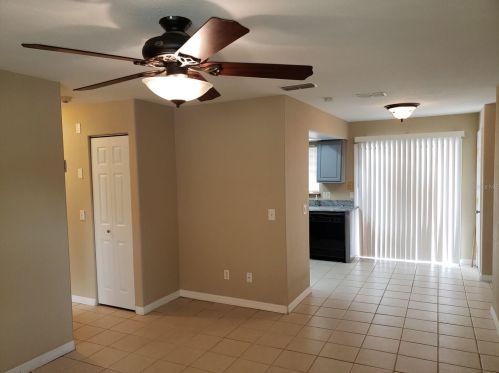 7645 Panthera Ct, Orlando, FL 32822-7856