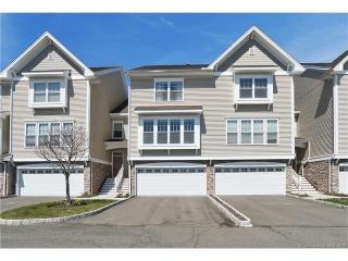 23 Paulding Ter, Danbury, CT 06810-5135