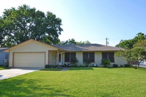 3508 Morningside St, Victoria, TX 77901-1788