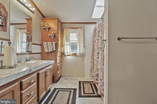 1130 Fernwood Dr, Harrington DE  19952-6001 exterior