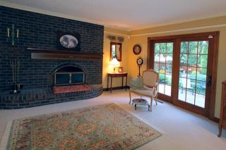 16462 Genesee Ct, Lakeville, MN 55068-5209