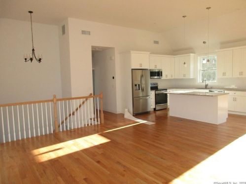 23 Benedict Rd, Bethel, CT 06801-1238