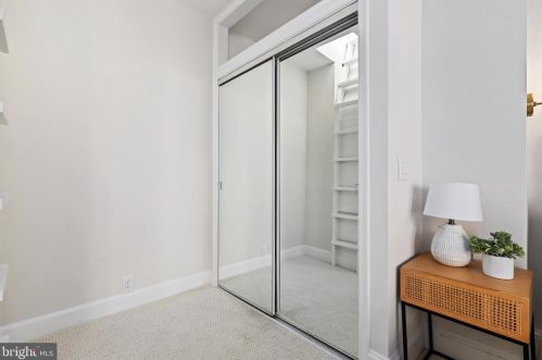 1508 Swann St, Washington DC 20009-3942 exterior