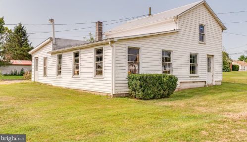 147 Euclid Ave, Charles Town WV  25414-1111 exterior