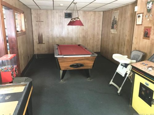 33 Main St, Norwich, CT 06360-5975