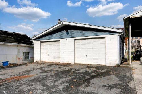 609 Pottsville St, Lykens PA  17048-1630 exterior