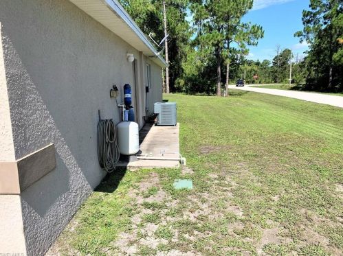 712 Holmes Ave, Lehigh Acres FL 33974-5500 exterior