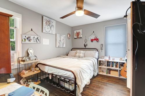 9018 26th Ave, Kenosha WI  53143-6614 exterior