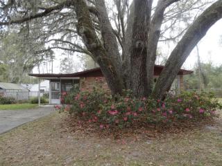 3219 41st Ave, Gainesville FL  32605-1435 exterior