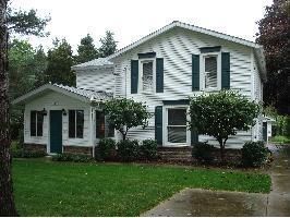 228 Church St, Girard, PA 16417-1508