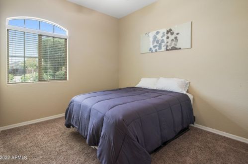 2588 Orleans Dr, Gilbert AZ 85298-2337 exterior