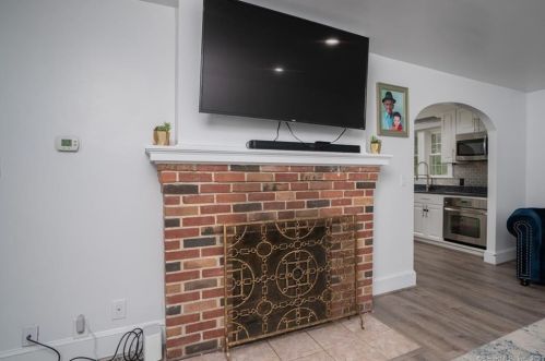 87 Briar Cliff Ave, Waterbury CT  06708-2901 exterior