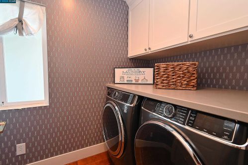 122 El Toyonal, Orinda CA  94563-2133 exterior