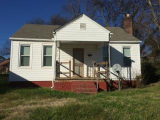 1415 Jourolman Ave, Knoxville, TN 37921-3426