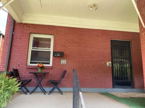 233 Atlantic Ave, Pittsburgh, PA 15224-1706