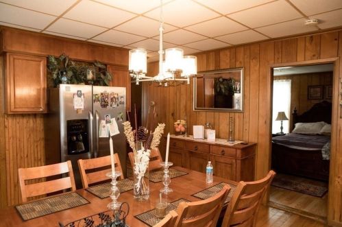 21 Hart St, Fall River MA 02724 exterior