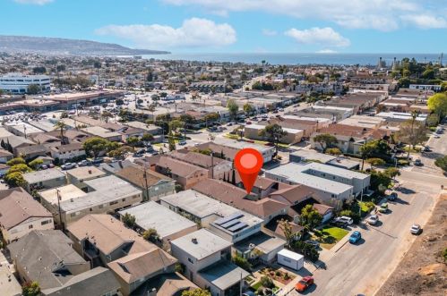 1308 Agate St, Redondo Beach, CA 90277-2322