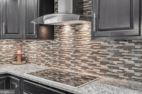 21 Strayer Dr, Carlisle PA  17013-4403 exterior