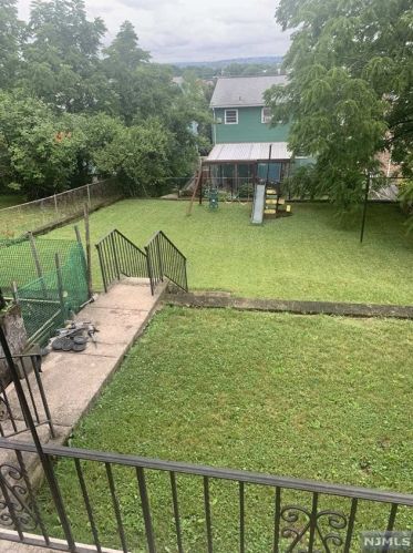 9005 Grand Ave, North Bergen NJ  07047-4430 exterior