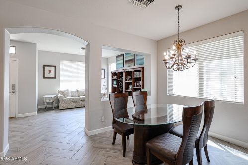 10310 Pioneer St, Tolleson AZ  85353-8406 exterior