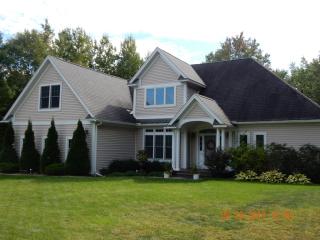 9 Winding Brook Rd, Peru, NY 12972-2630