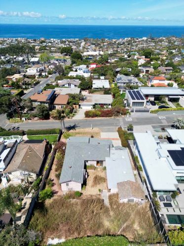 410 Granados Ave, Solana Beach CA  92075-2015 exterior