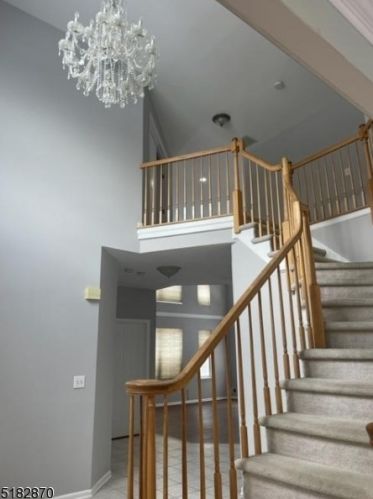 16 Windemere Ct, Whippany NJ  07981 exterior