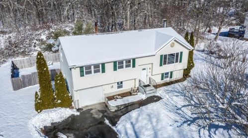 50 Deer Ridge Rd, Stonington, CT 06378-1914