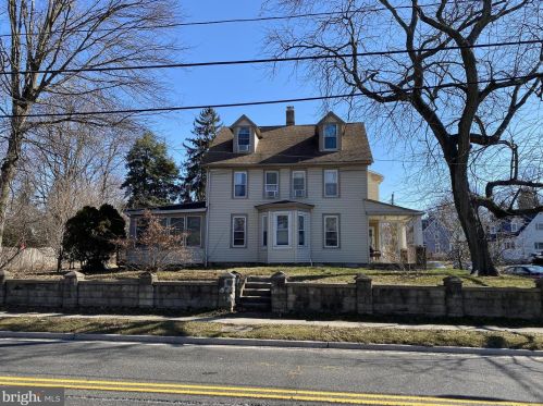 938 Cinnaminson Ave, Palmyra, NJ 08065-1802