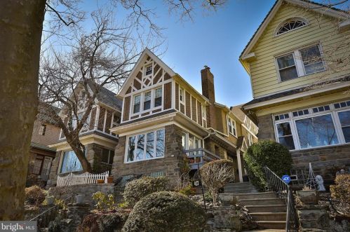 425 Gln Echo Rd, Philadelphia PA 19119-2915 exterior