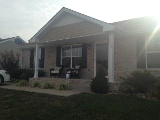 2805 Russet Ridge Dr, Clarksville, TN 37040-5181