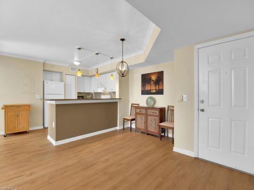 1160 Wildwood Lakes Blvd, Naples, FL 34104-7474