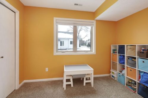 380 Pondview Ln, Chaska MN  55318-2873 exterior
