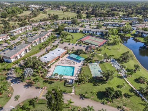 4380 27th Ct, Naples FL  34116-7907 exterior