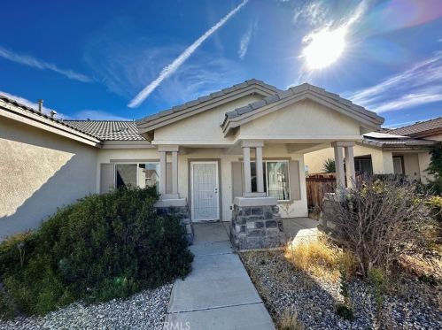 12589 Dion Pl, Victorville, CA 92395-7831