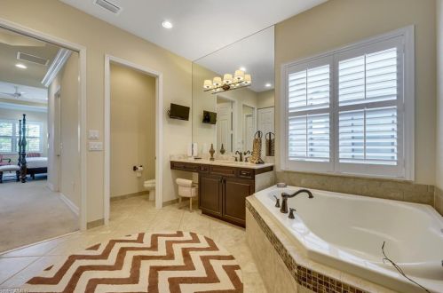 3200 Atlantic Cir, Naples FL 34119-8637 exterior