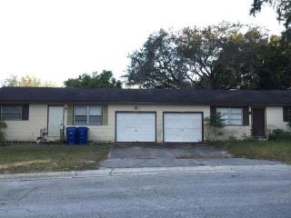 221 5th Ave, Largo, FL 33770-3529