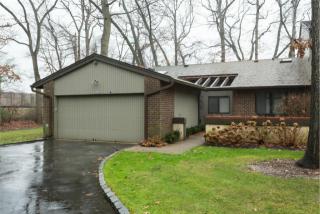 332 Doral Ct, Muttontown, NY 11753-2803