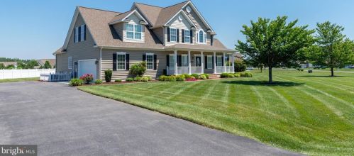 16538 Sweetwater Dr, Milton, DE 19968-3061