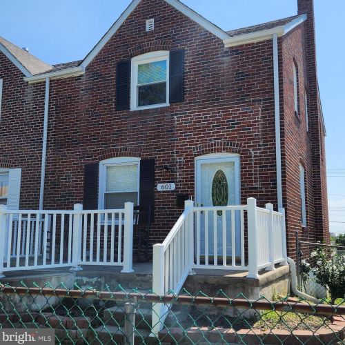 601 Darby Rd, Ridley Park, PA 19078-1318